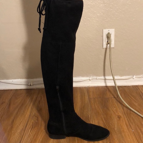 Boots - Picture 2 of 3